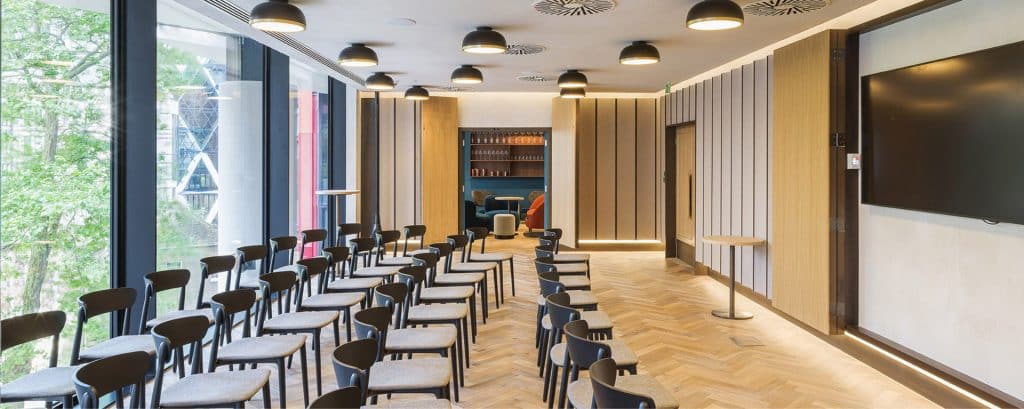 SonaSpray fcx in 22 Bishopsgate. DesignLSM, & Adnitt Acoustics. Andrew Meredith Photography.