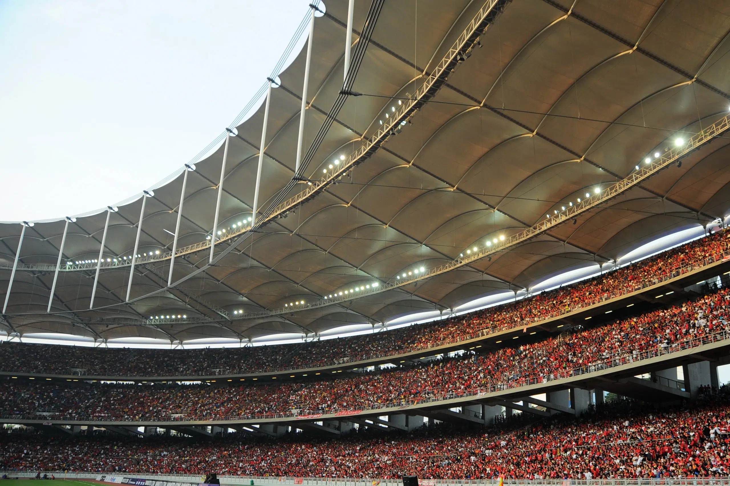 Full,Crowd,In,A,Big,Stadium