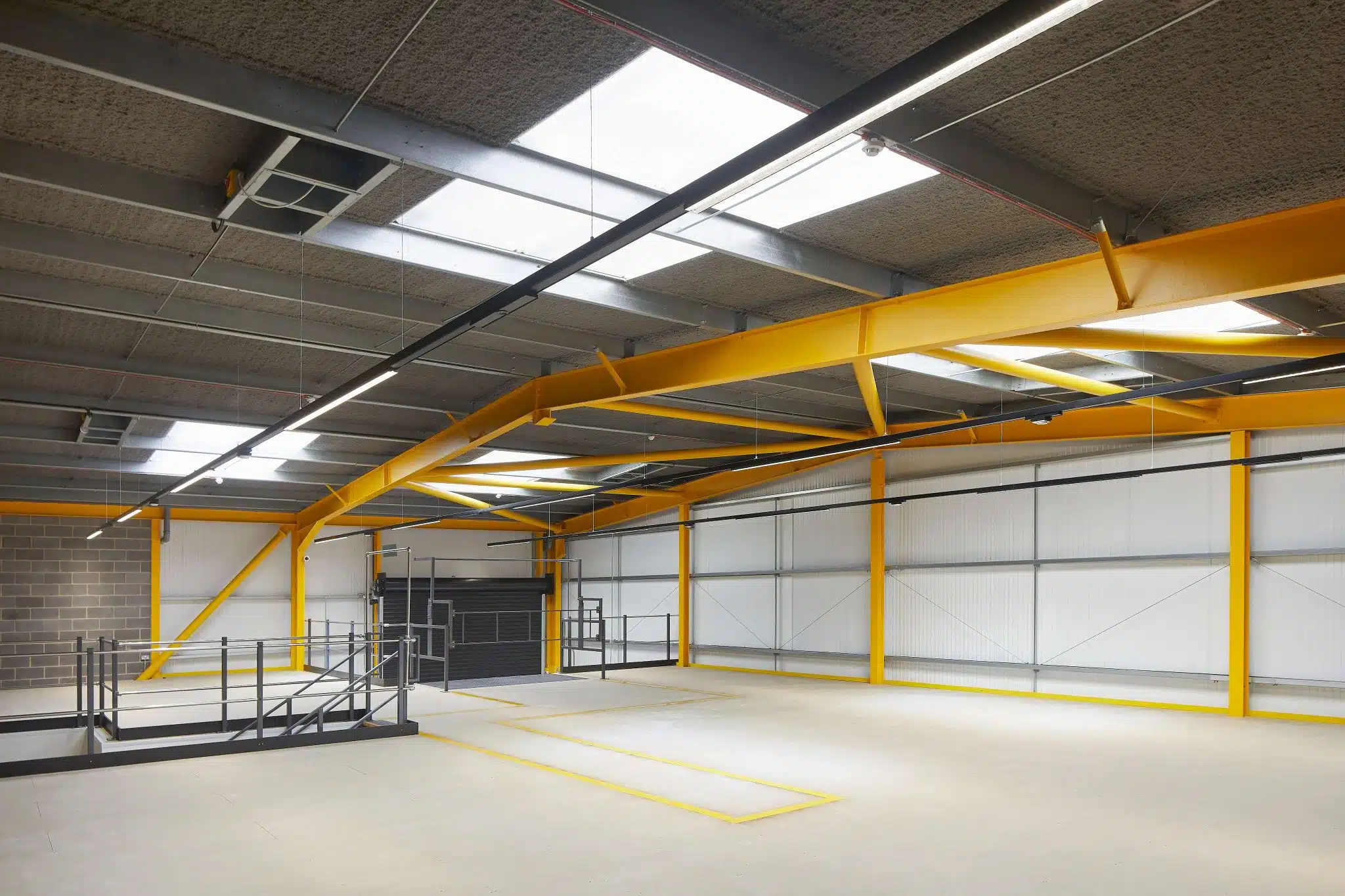 SonaSpray K-13 in mid grey for optimal industrial noise control. ©Hufton+Crow.