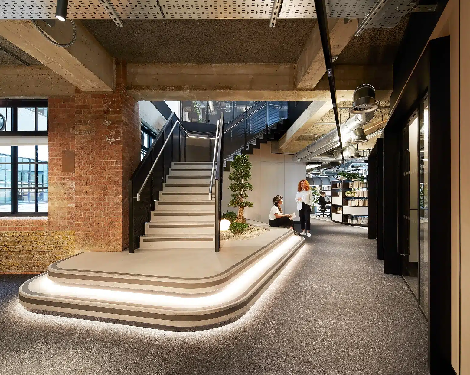 SonaSpray K-13 acoustic ceiling spray in Mid Grey. BW Workplace Experts & tp bennett. Tom Green Photography.