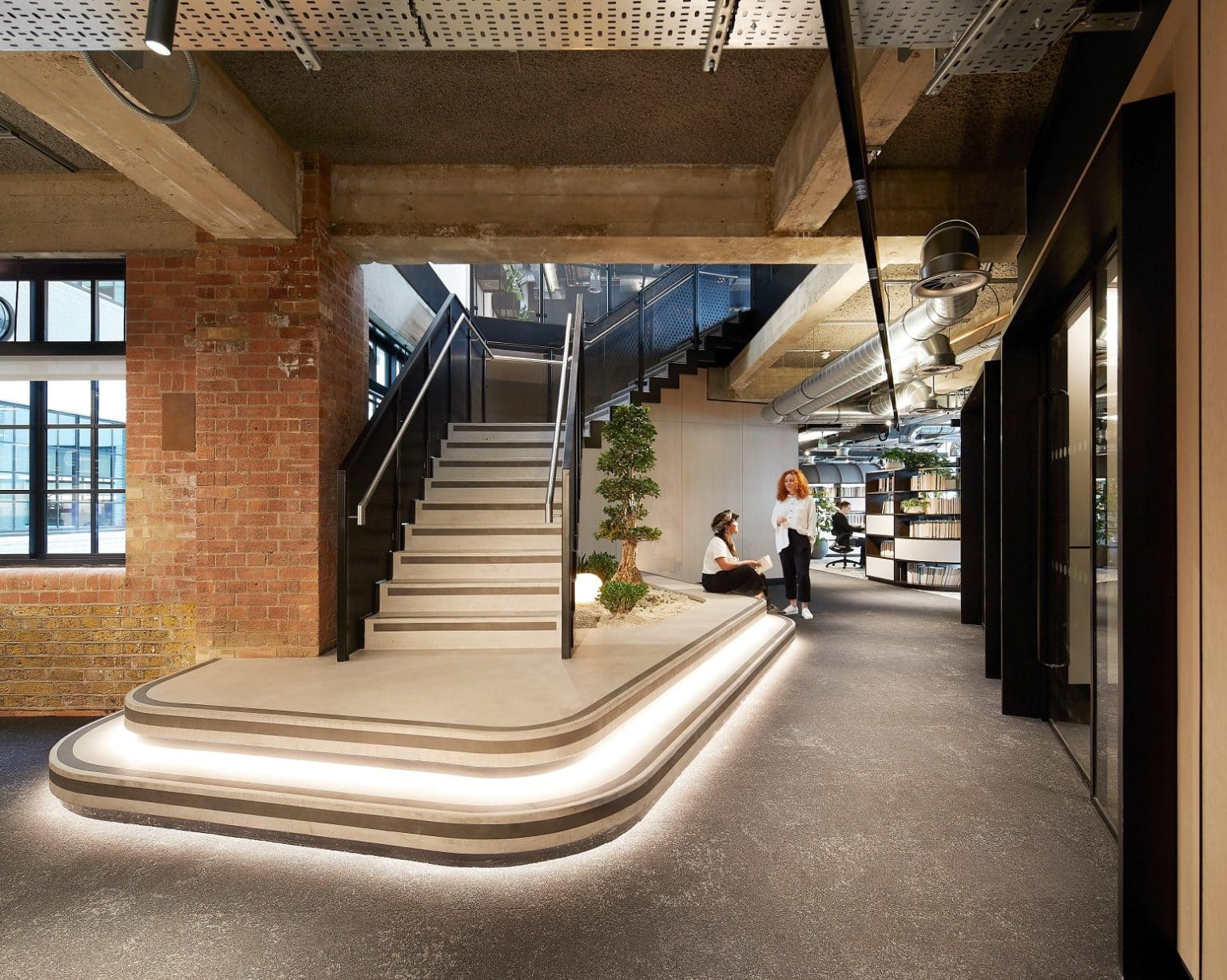 SonaSpray K-13 acoustic ceiling spray in Mid Grey. Credit to BW Workplace Experts & tp bennett. Image ©Hufton+Crow.