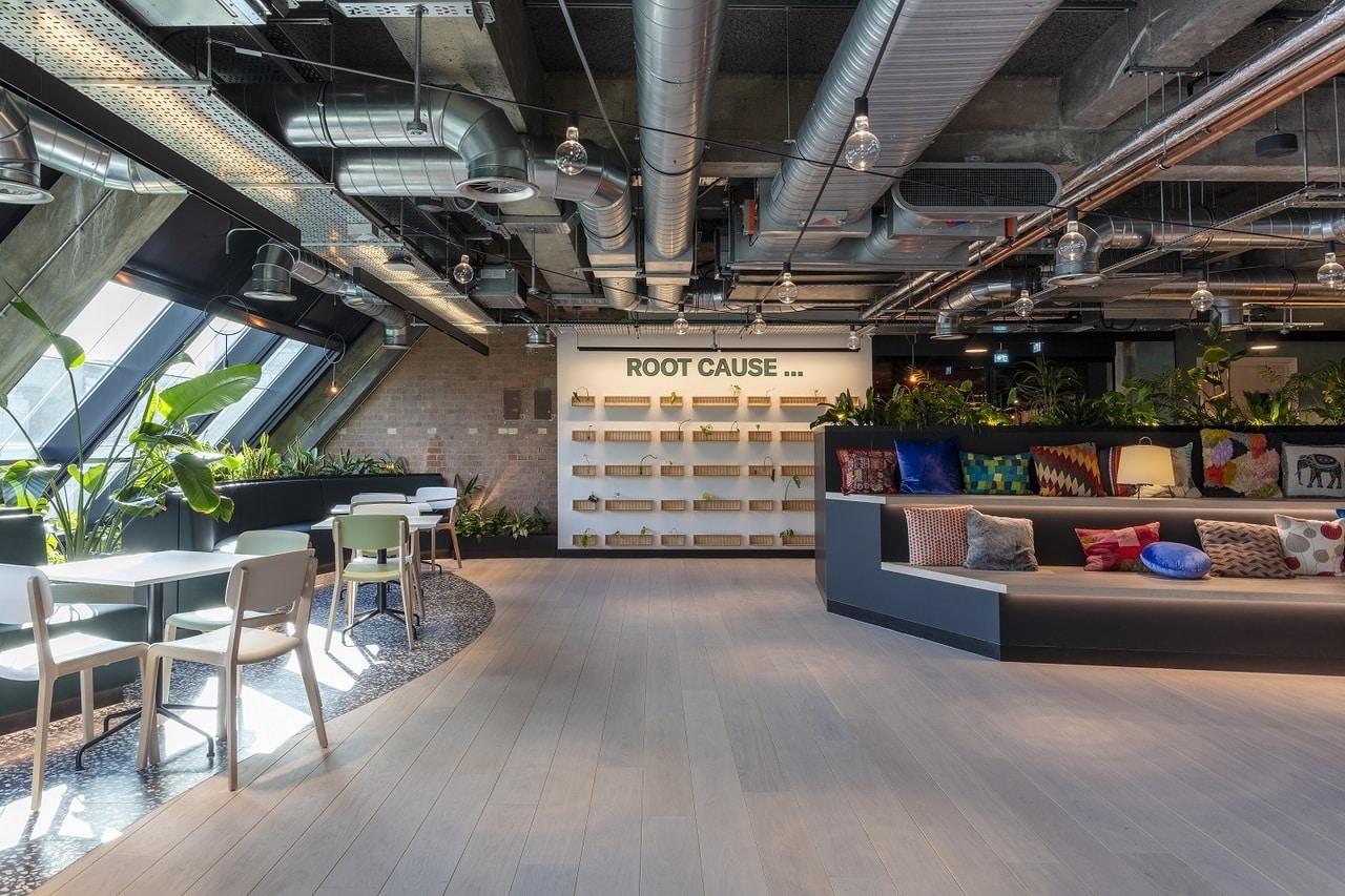 SonaSpray K-13 acoustic ceiling spray in Mid Grey. Credit to BW Workplace Experts & tp bennett. Tom Green Photography.